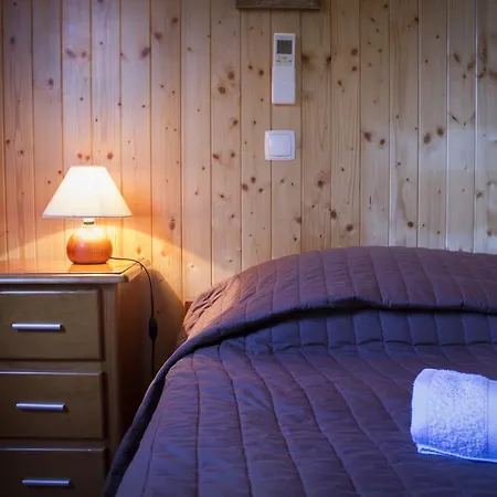 אתר קמפינג Camping Oleiros אוליירוס