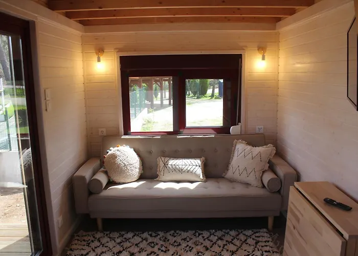 Camping Oleiros مكان تخييم أوليروس