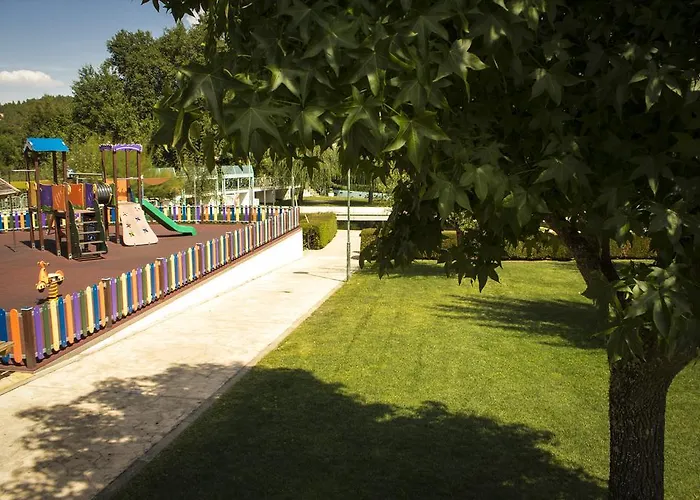 אתר קמפינג Camping Oleiros אוליירוס
