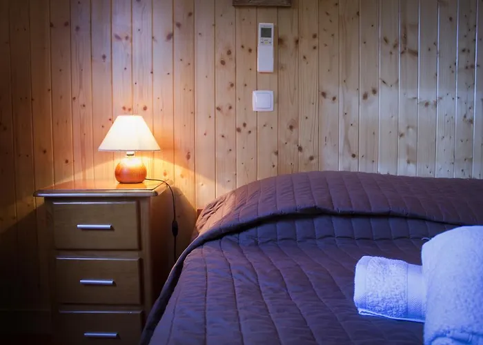 مكان تخييم Camping Oleiros أوليروس